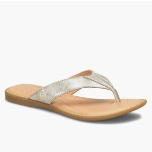 Born Light Gold Sandals-NWT-size 10